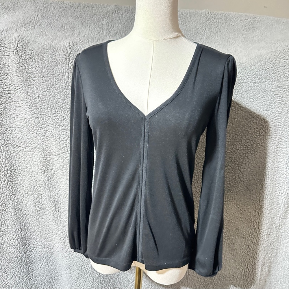 👉 J Crew Elegant Black V-Neck Long Sleeve Casual Adult Women's Top Blouse